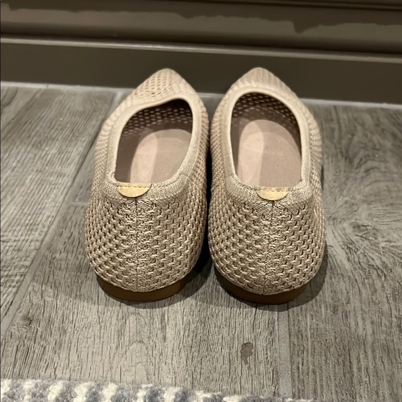 Vivaia Beige Slip-On Perforated Flats size 39 1/2 or US 9 - Picture 3 of 8